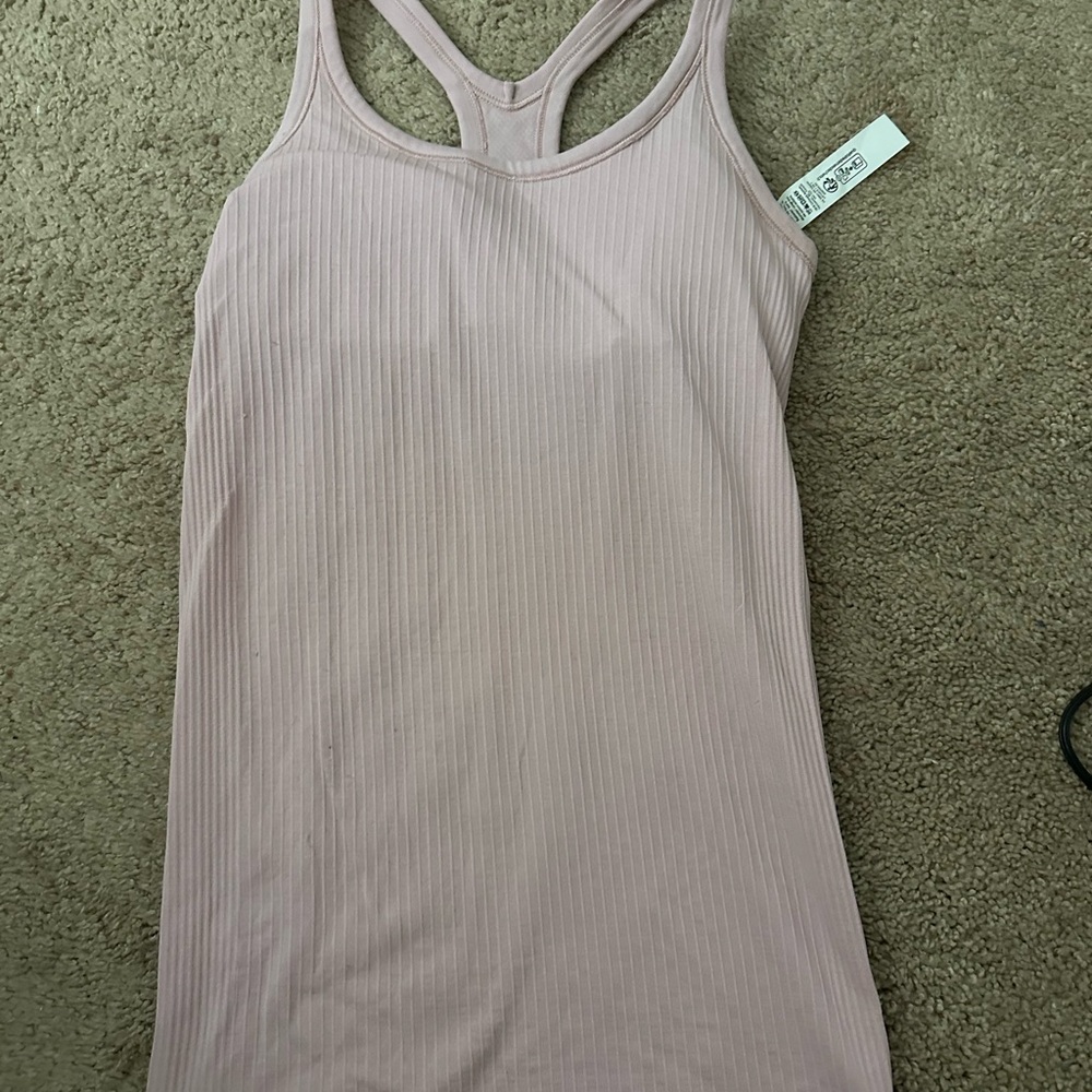 Lululemon ebb to street tank